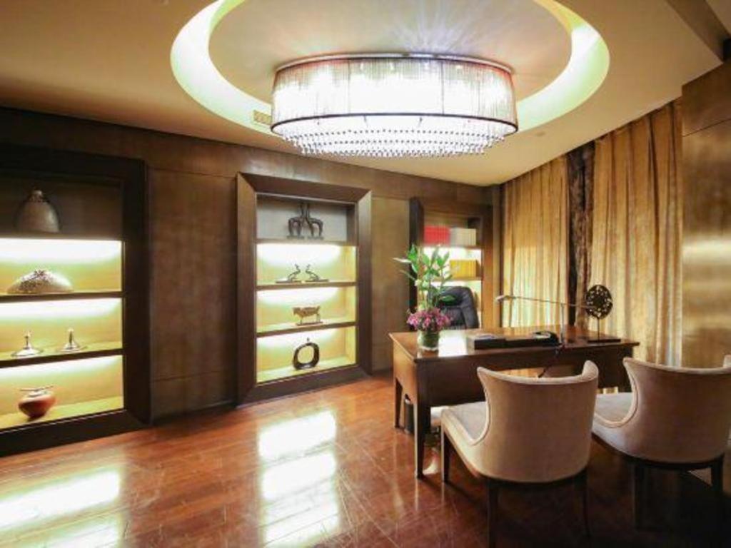 โรงแรมเยว่หยาง แกรนด์ สกายไลท์ Yueyang ภายนอก รูปภาพ